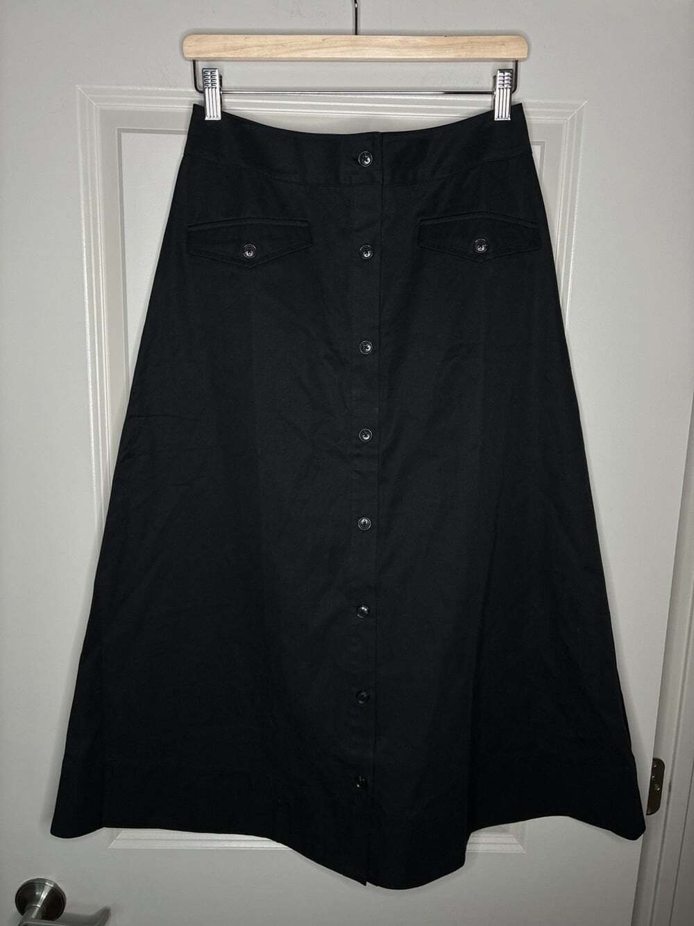 Tuckernuck Kenya A-Line Cotton Midi Skirt in Black Size 6 Pockets Buttons - Picture 2 of 7